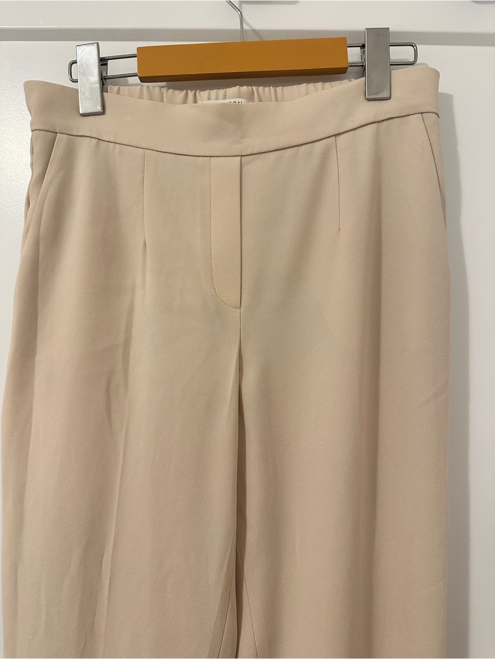 Babaton Aritzia Beige Conan Pant Trousers Size 6 Women’s - Picture 3 of 11